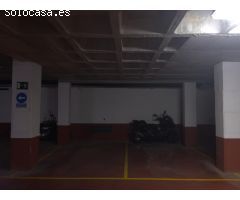 ???? ¡Oportunidad única! Plazas de garaje en el Edificio Universidad, Plaza de Castilla ????