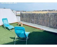 Ático en venta - Listo para entrar a vivir, con terraza de 40 m. y Licencia Turística