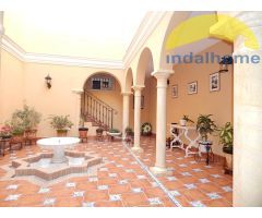Chalet en Venta en Vera Playa, Almería