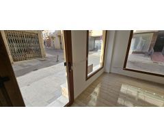 Local comercial en Alquiler en Vera Playa, Almería