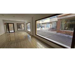Local comercial en Alquiler en Vera Playa, Almería