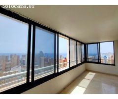 SE VENDE ATICO EN BENIDORM CON VISTAS IMPRESIONANTES