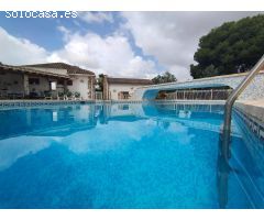 VENTA DE  VILLA DE LUJO EN ASPE