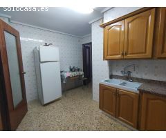 VENTA DE AMPLIO PISO EN CREVILLENTE