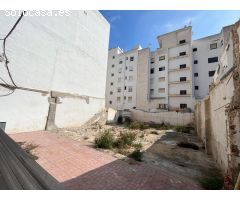 Enorme parcela edificable en el centro de Guardamar del Segura, Alicante.