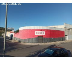 Nave con terraza en venta en polígono industrial de Guardamar del Segura, Alicante, Costa Blanca