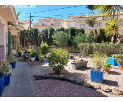 Chalet independiente en Urbanización Castillo de Montemar, Algorfa, Alicante