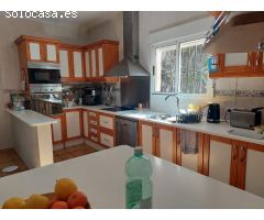 Chalet independiente en Urbanización Castillo de Montemar, Algorfa, Alicante