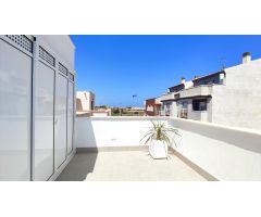 Adosado de obra nueva con piscina privada en San Javier -Murcia-Costa Calida