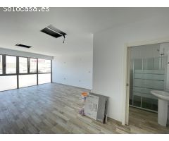 OPORTUNIDAD DE NEGOCIO EN LA URBANIZACIÓN LA MARINA, ALICANTE, COSTA BLANCA
