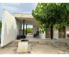 Estupenda finca rústica en el término municipal de San Miguel de Salinas, Alicante