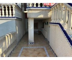 Fantástico bungalow en planta baja con vistas al mar en Guardamar del Segura, Costa Blanca