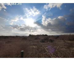 Parcela de terreno en venta con vistas al mar en Guardamar del Segura, Alicante, Costa Blanca