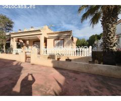 Fantástico chalet independiente en junto al campo de golf La finca en Algorfa, Alicante
