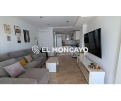 Fantástico semiadosado en la Urbanización La Marina, Alicante, Costa Blanca