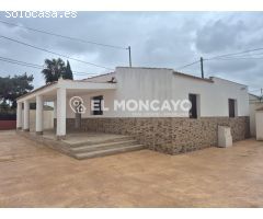 Fantástico chalet independiente con amplia parcela junto a Dolores, Alicante