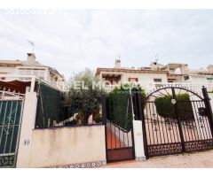 Fantástico bungalow planta alta en la exclusiva urbanización Moncayo, junto a Guardamar del Segura.