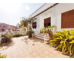 Maravillosa casa de pueblo con jardín y piscina privada en la bonita localidad de Daya Nueva