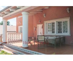 Chalet en Venta en Paterna del Madera, Valencia