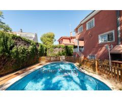 Chalet en Venta en Paterna del Madera, Valencia