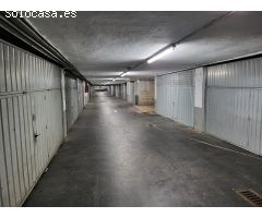 VENTA GARAJE EN MIRIBILLA COCHE MEDIANO