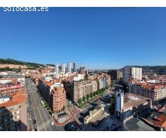 VENTA VIVIENDA CON IMPRESIONANTES VISTAS EN EDIFICIO REINA VICTORIA