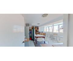 VENTA VIVIENDA CON IMPRESIONANTES VISTAS EN EDIFICIO REINA VICTORIA
