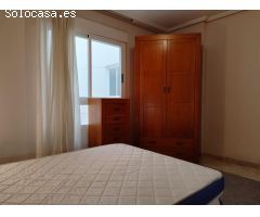 AMPLIA VIVIENDA CON GARAJE INCLUIDO