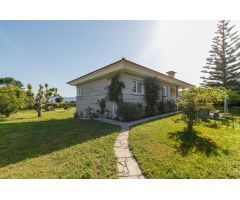 IMPRESIONANTE CHALET CON LAS MEJORES VISTAS AL MAR