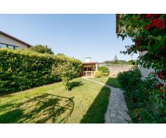 IMPRESIONANTE CHALET CON LAS MEJORES VISTAS AL MAR