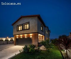 ESPECTACULAR CHALET EN CANGAS DEL MORRAZO