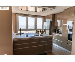 IMPRESIONANTE CHALET EN ALHAURIN DE LA TORRE