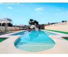 Gran chalet independiente con piscina