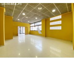 Local comercial junto al Ayuntamiento