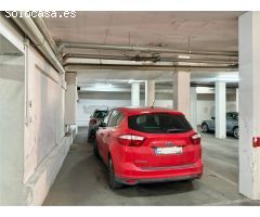 Plaza de parking a pie de calle y muy amplia