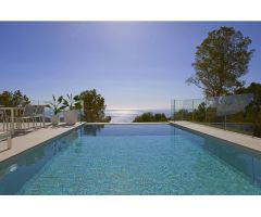 VILLA DE LUJO DISPONIBLE EN LA SIERRA DE ALTEA AMUEBLADA Y DECORADA
