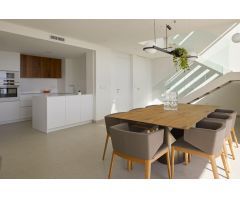 VILLA DE LUJO DISPONIBLE EN LA SIERRA DE ALTEA AMUEBLADA Y DECORADA