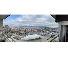 Amplio piso en el centro de Vigo con vistas impresionantes