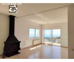 Casa a 4 vientos con piscina y vistas al mar en Sant Cebrià de Vallalta