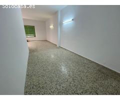 Local Comercial en venta en Estepona | CABANILLAS REAL ESTATE