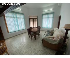 Local Comercial en venta en Estepona | CABANILLAS REAL ESTATE