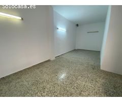 Local Comercial en venta en Estepona | CABANILLAS REAL ESTATE