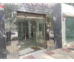 Local comercial en venta en Estepona | CABANILLAS REAL ESTATE