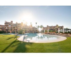 Increíble apartamento primera línea de playa con vistas al mar | Cabanillas Real Estate