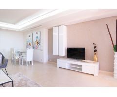 Increíble apartamento primera línea de playa con vistas al mar | Cabanillas Real Estate