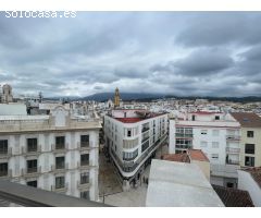 ÁTICO EN VENTAEN ESTEPONA, PASEO MARÍTIMO | CABANILLAS REAL ESTATE |