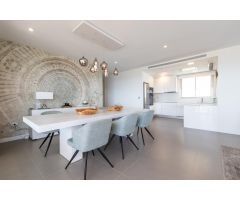 Bajo en venta en Estepona | CABANILLAS REAL ESTATE