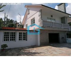 Poio: A7094: Samieira... chalet con finca, jardines, piscina exterior... vistas al mar...