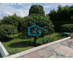 Poio: A7094: Samieira... chalet con finca, jardines, piscina exterior... vistas al mar...