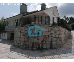 Poio: A7094: Samieira... chalet con finca, jardines, piscina exterior... vistas al mar...
